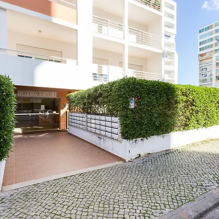 Dream House Apartment