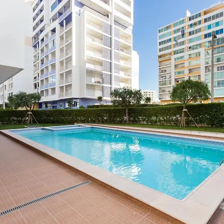 Dream House Apartment